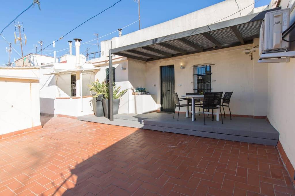 Lovely Apartment With A Terrace Barcelona Exterior foto